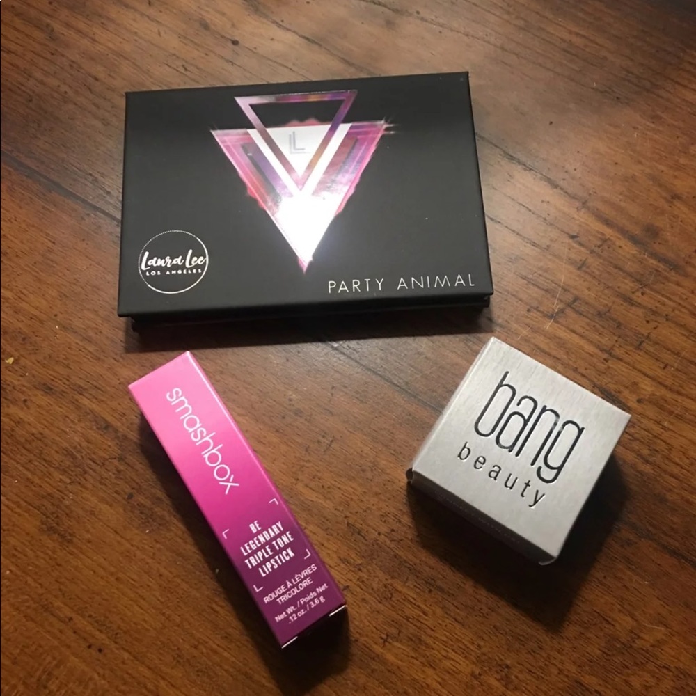 Makeup bundle - Picture 2 of 2